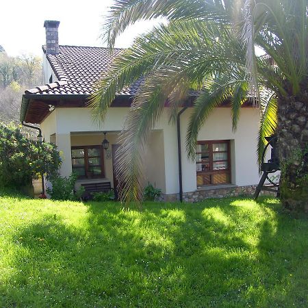 Posada El Pareon Sirviella Kültér fotó