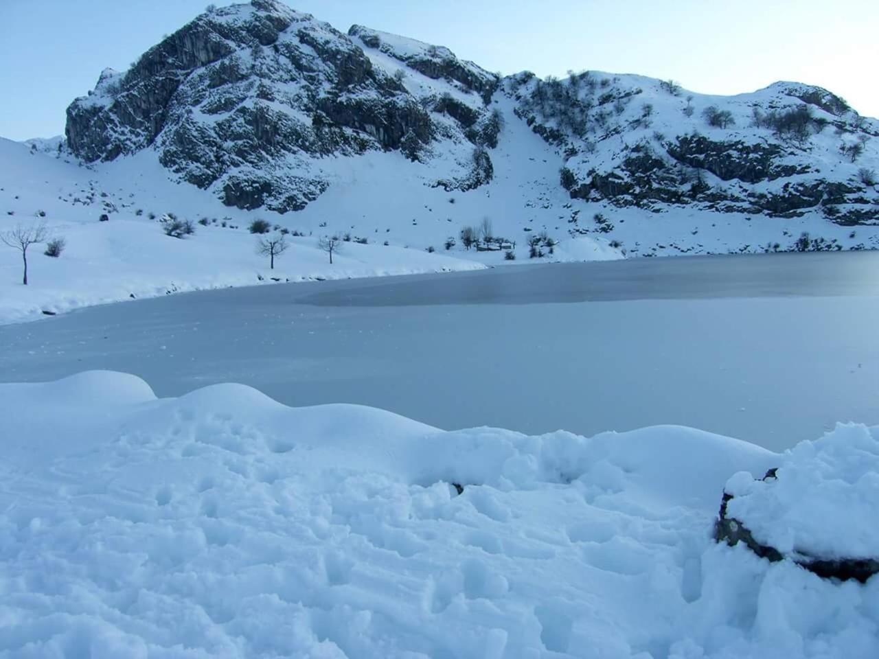 Posada El Pareon Sirviella Kültér fotó